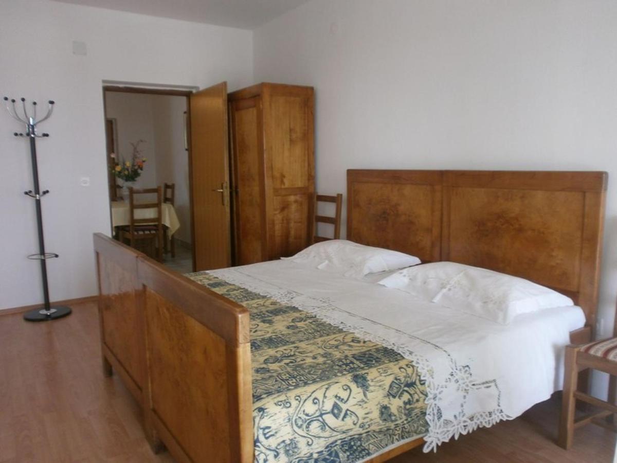 Apartments Villa Angela Krk Town Kamer foto